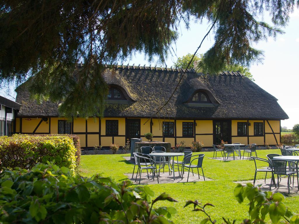 Den Gamle Gaard Apartments Nysted Exterior foto