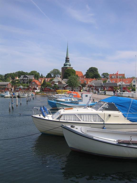 Den Gamle Gaard Apartments Nysted Exterior foto